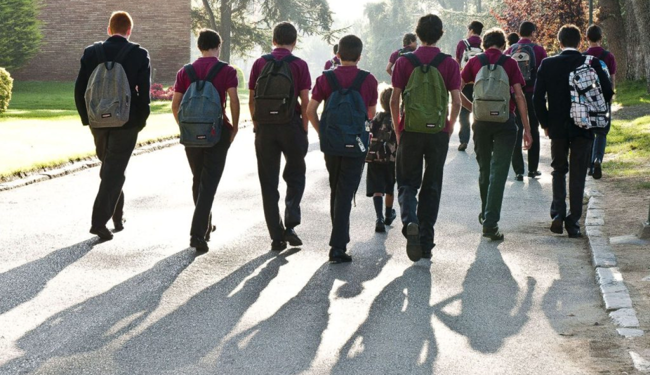 Contra la imposició ideològica, defensem la llibertat educativa